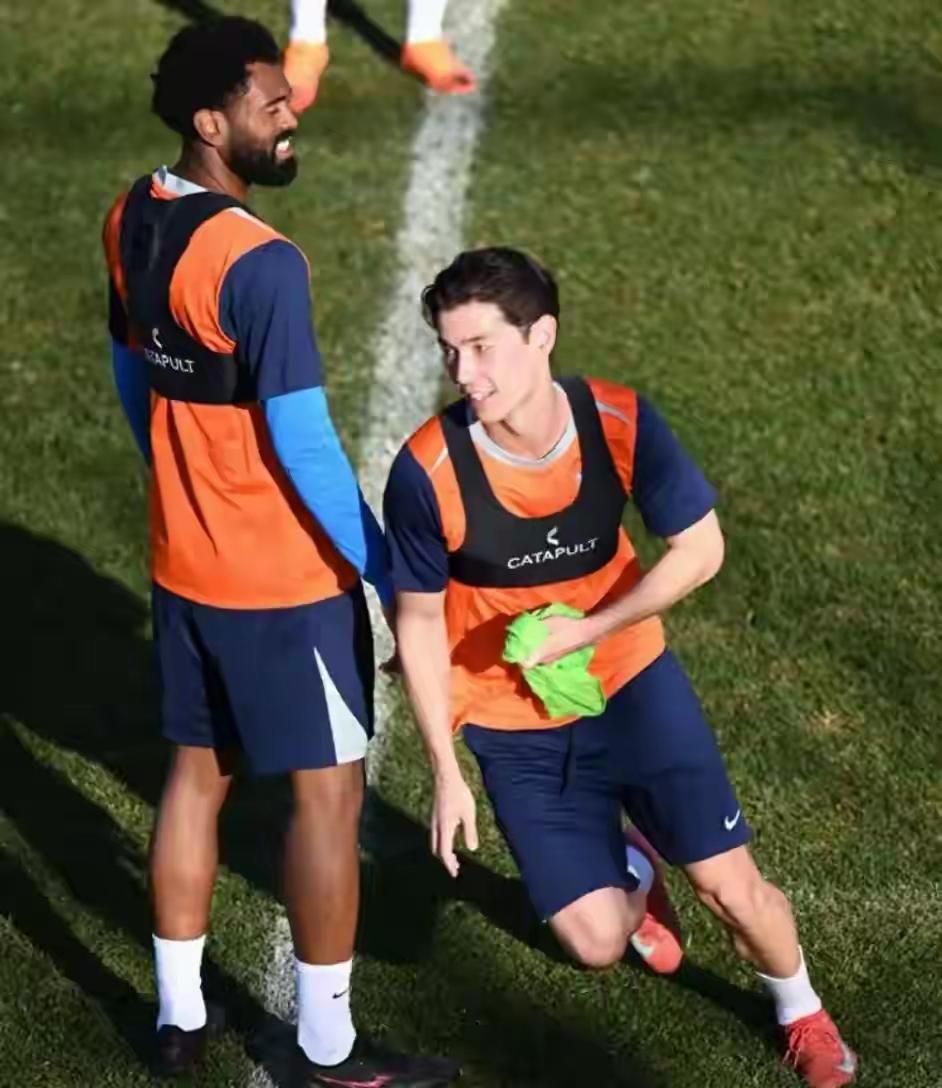 挪甲射手侯永永今年大概率要爆发啦！迪拜拉练热身赛云南玉昆2-2阿尔艾因U23，侯