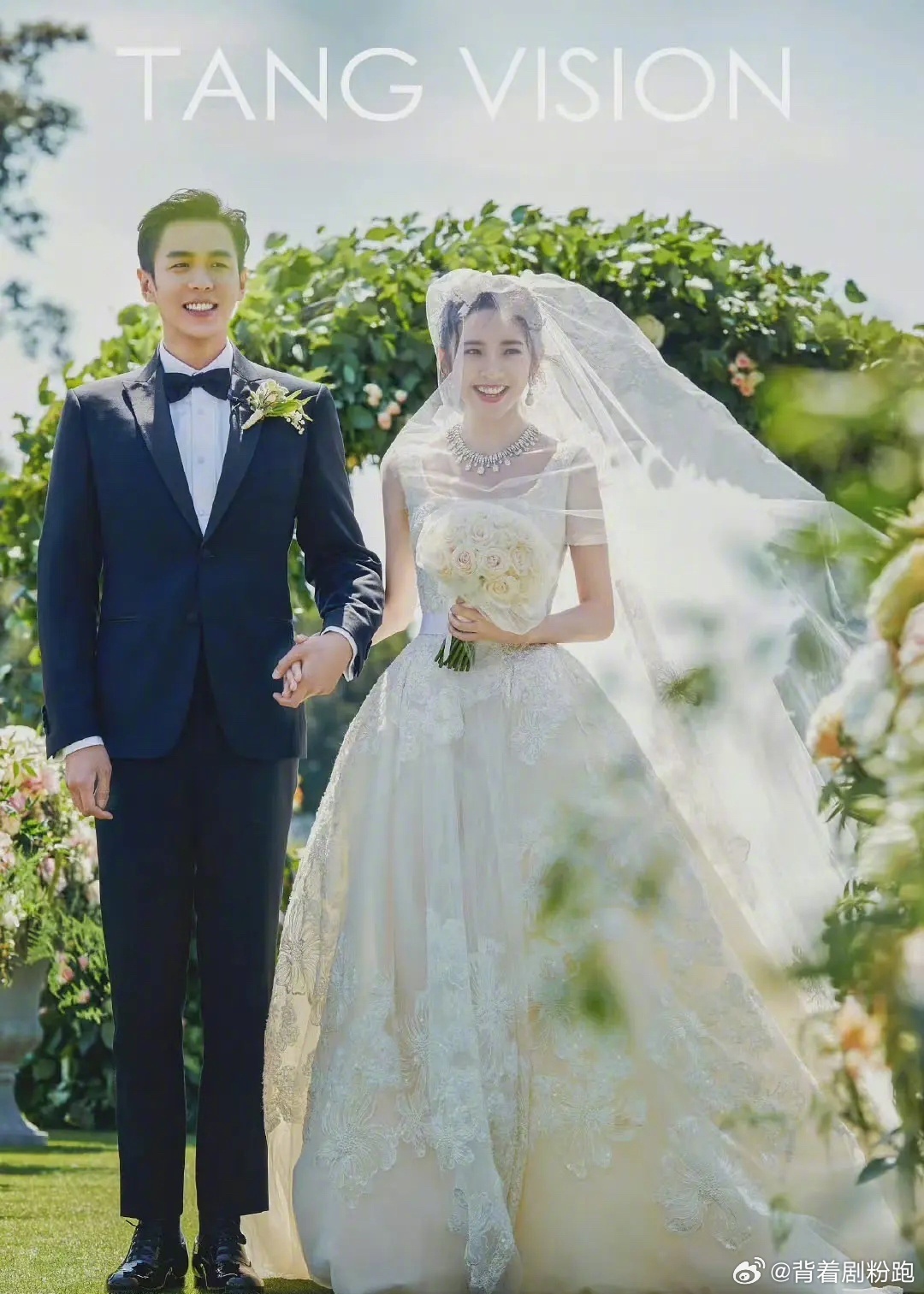 女明星们的婚纱照内娱这些女明星的婚纱照真的好好看，其实娱乐圈也不是没有长久的爱情