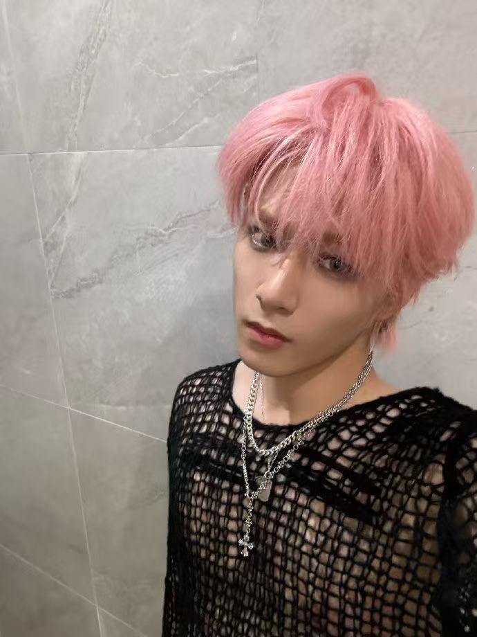 刘耀文心情有点复杂刘耀文新音plog  刘耀文新音plog来啦，是心情有点复杂的