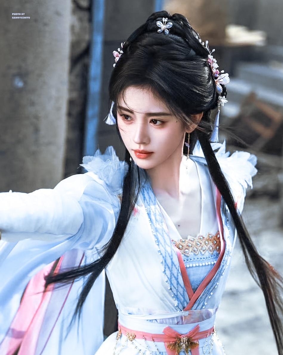 *剑出销恩怨了🎐 