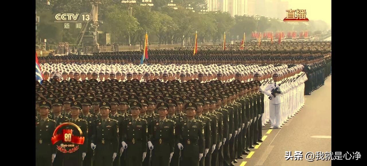 中国军队的整齐划一，所追求的可不仅仅是视觉效果，而是钢铁意志和绝对的秩序！他跟西