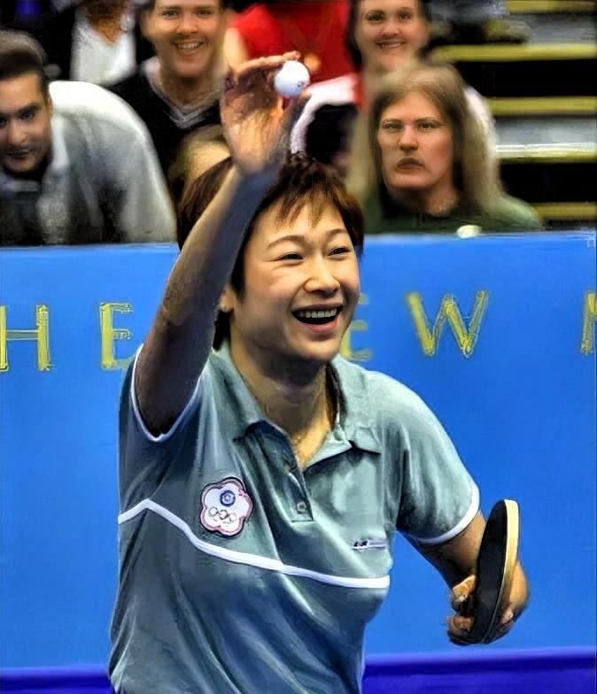 人往高处走，水往低处流。90年代初正处于社会和思想高度转型时期，一切向钱看成为了