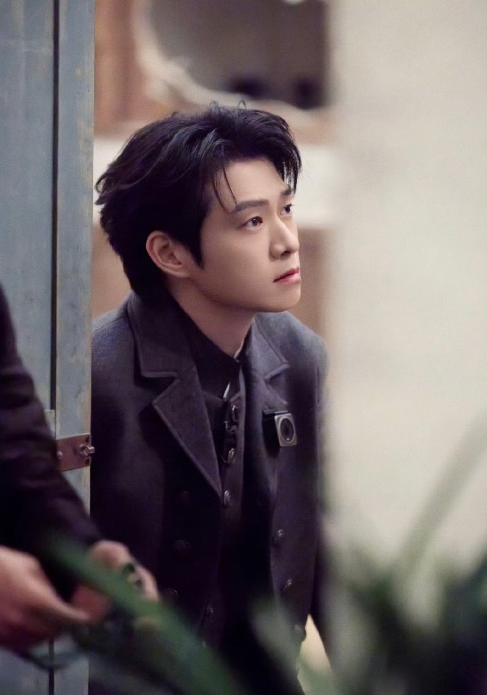 魏大勋下一部都市悬疑剧《红掌》男主 