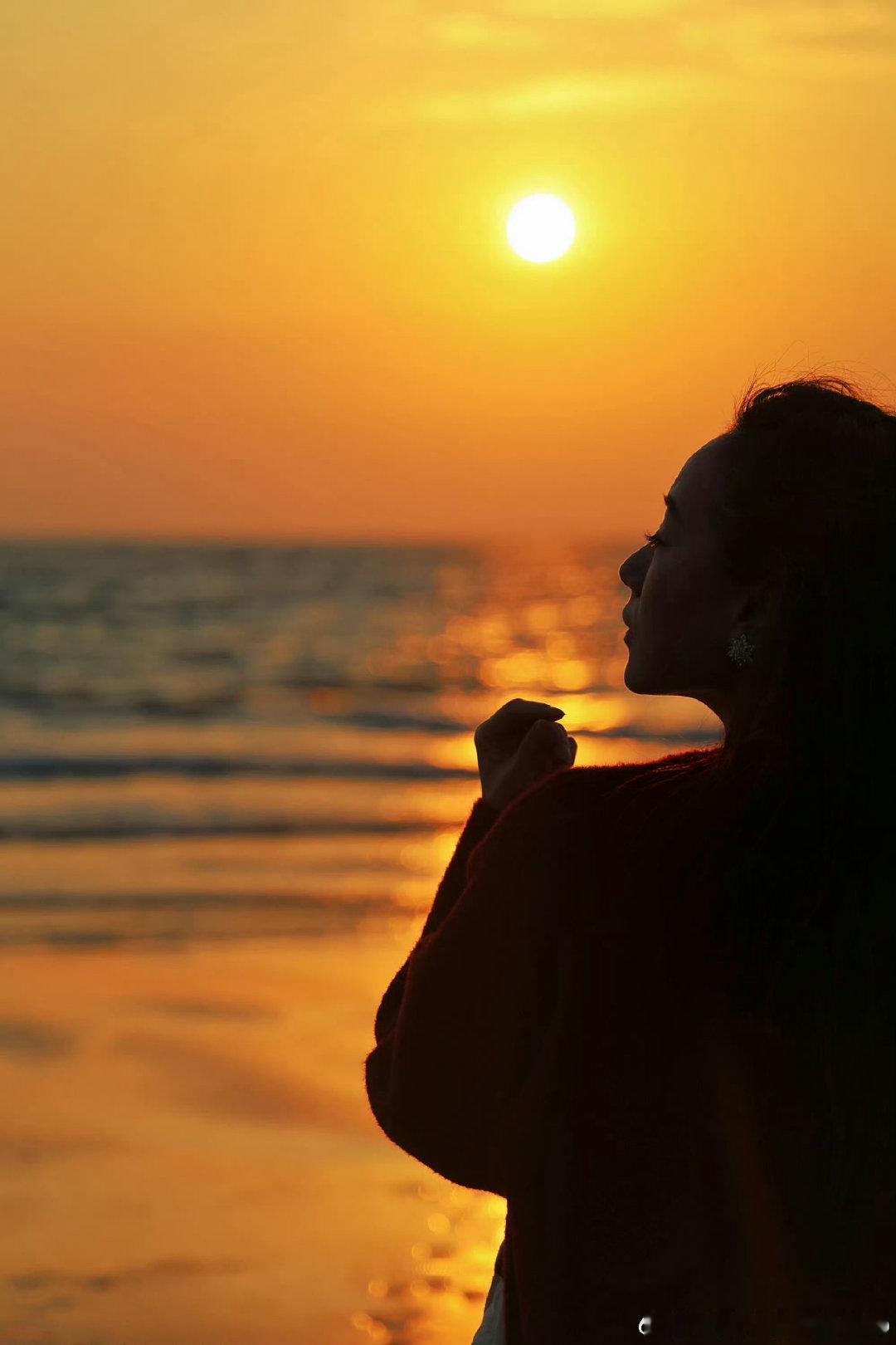 春节，既是阖家团圆欢庆时，亦是新年新启新气象，有人奔波返乡与家人相聚，也有人趁着