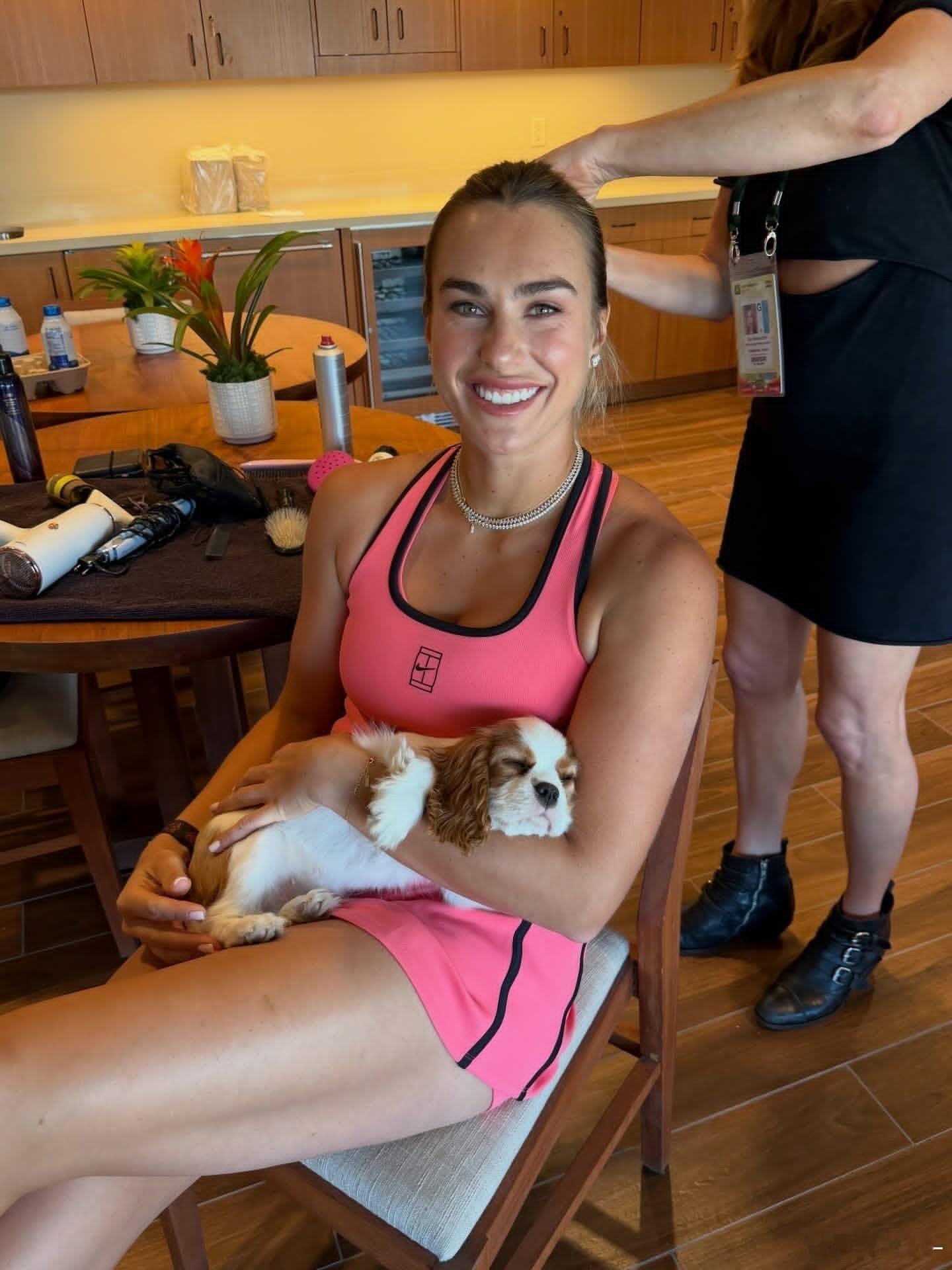 萨巴伦卡退出斯图加特赛萨巴伦卡官宣因伤退出WTA斯图加特站，红土首秀推迟。她在声