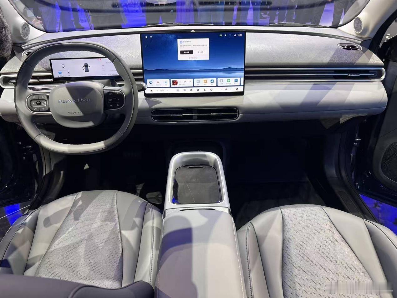 东风双车|奕派M8大六座车展亮相，纳米01 Cross配置升级8.38万起今年的