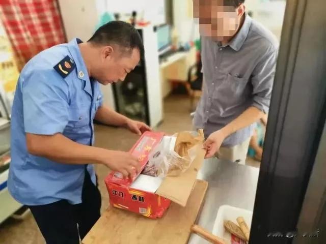 打击代开店黑灰产就应该这样，保障食品安全不能放松

据悉，近一年来平台联动全国各