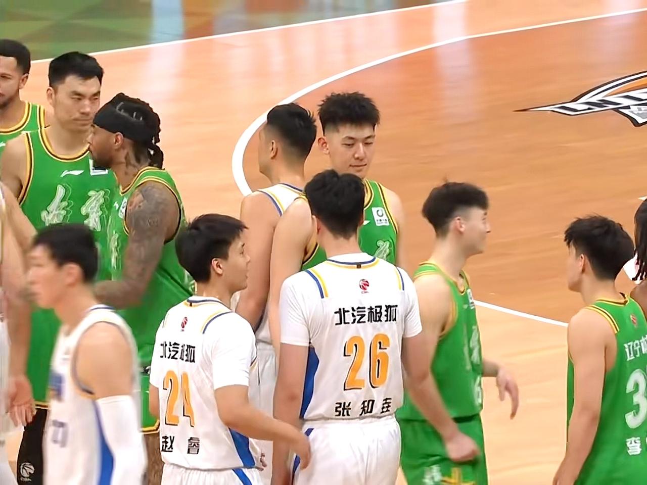 北京北汽险胜辽宁本钢，双方风格展现淋漓尽致

CBA焦点战，辽宁本钢对阵北京北汽