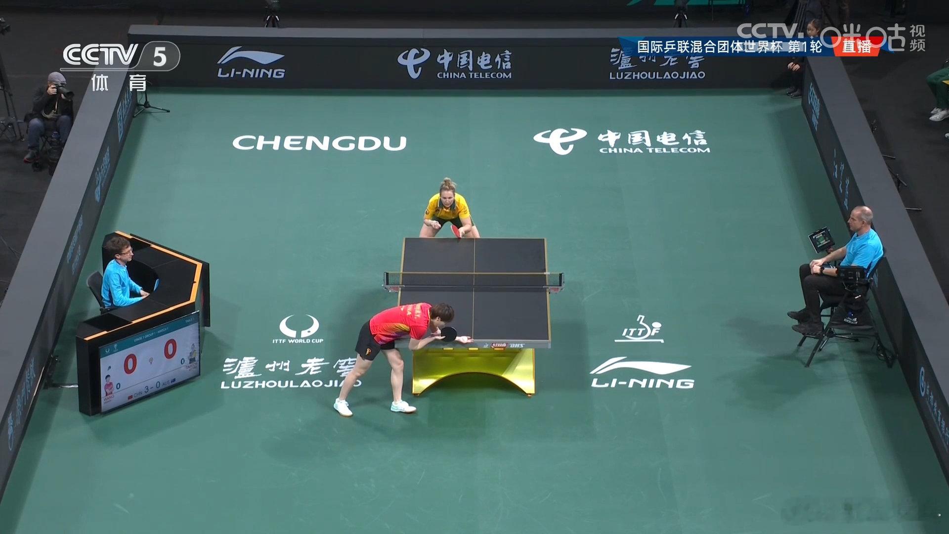 王曼昱3比0泰普  成都混团世界杯国乒vs澳大利亚女单，王曼昱11-3、11-6