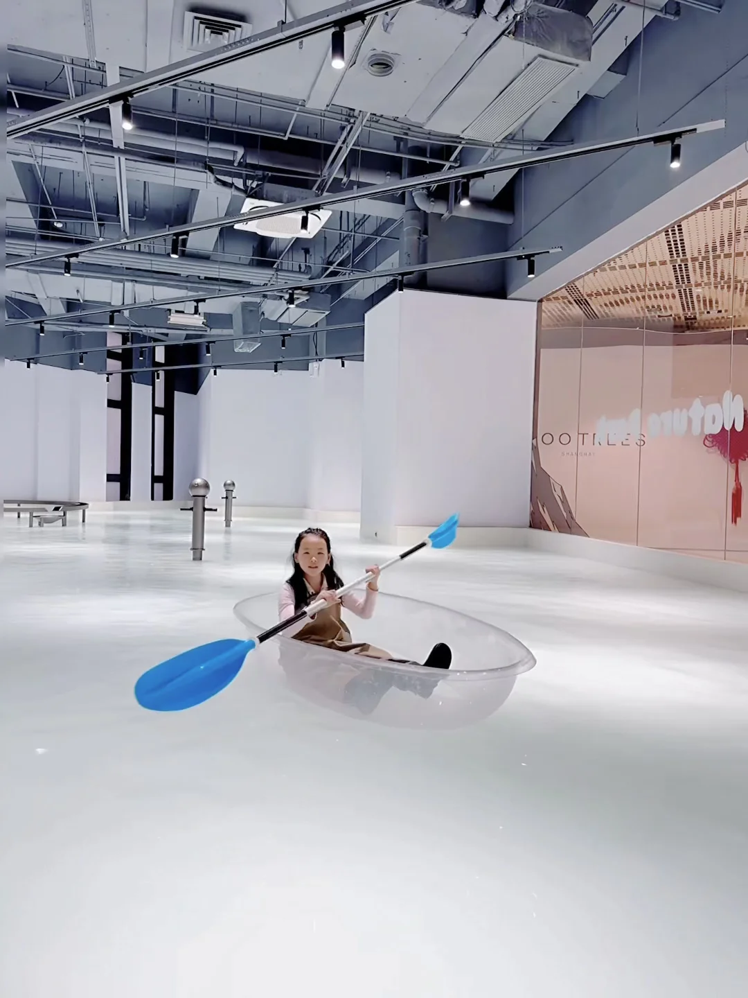 魔都还是太超前啦❗️把🚣搬进了室内乐园❗️