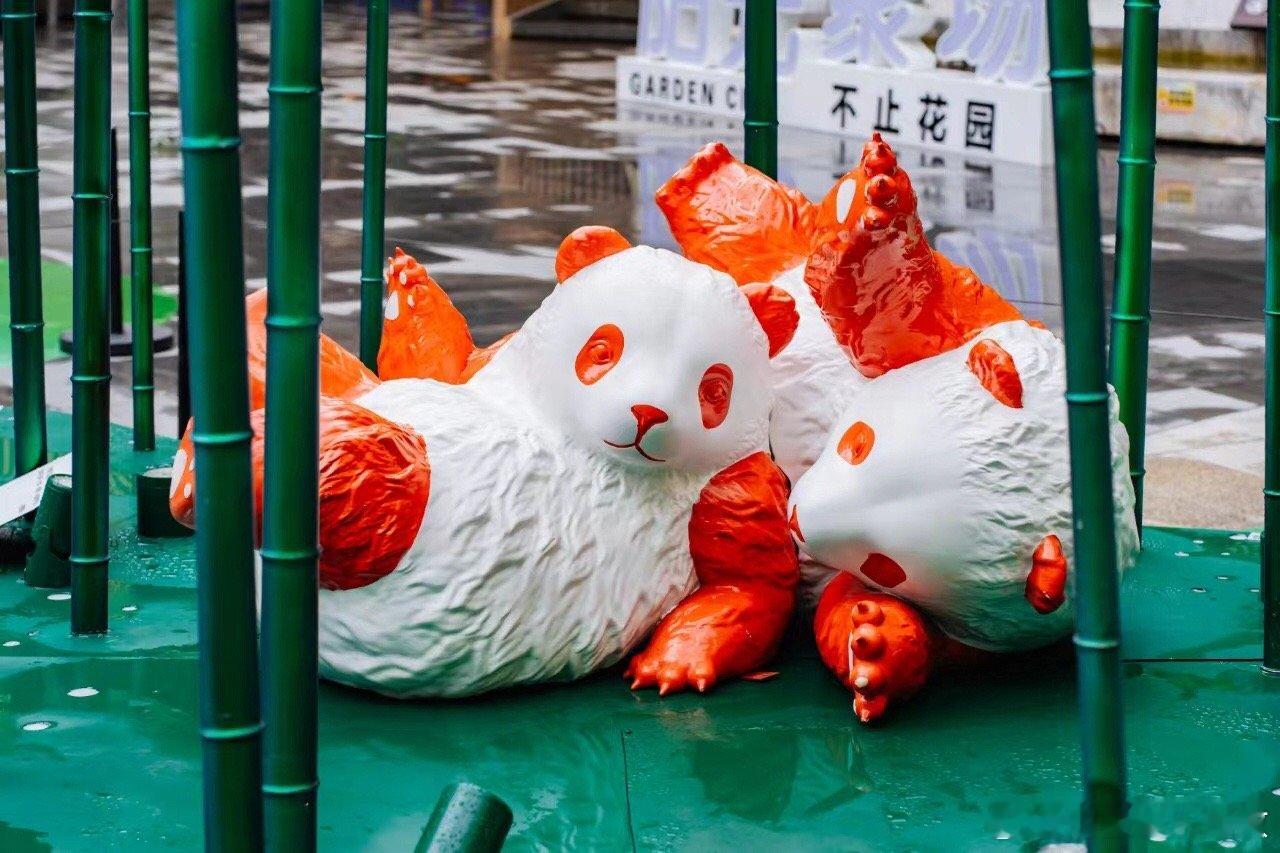 这个夏天，来一场关于“绿”的体验。联合倾心呈现《浮光竹屿》装置艺术展，五组沉浸式