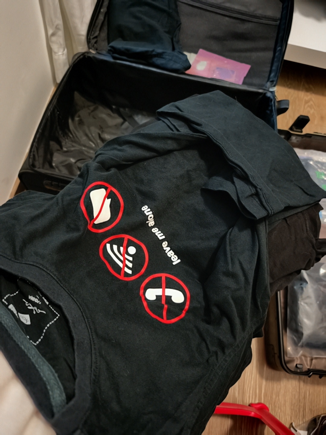 收拾屋子翻出一堆老古董。