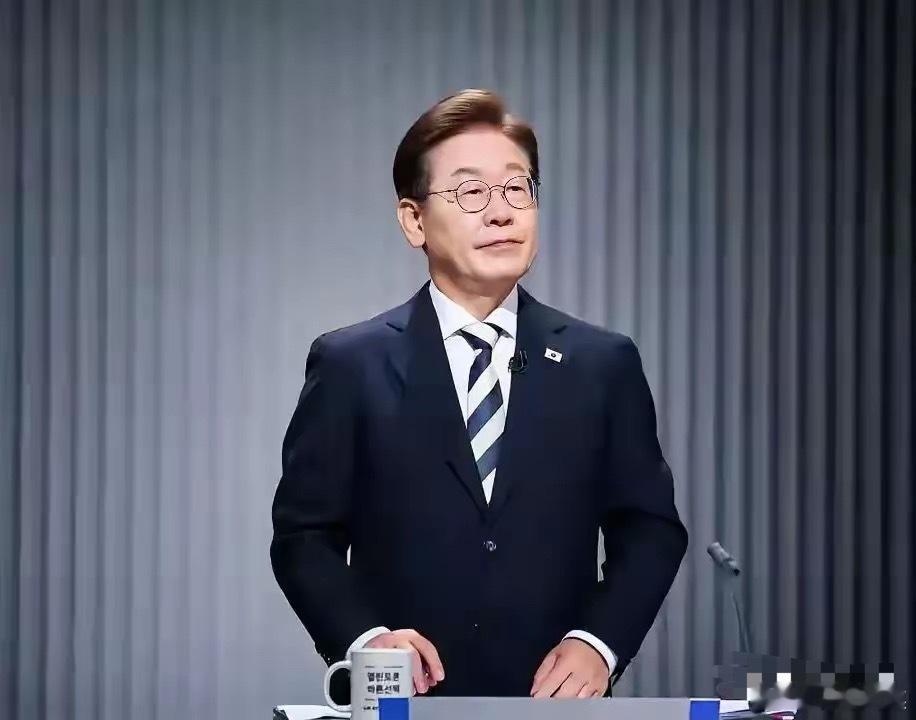 竞选关键时刻：李在明再发涉台言论​在面对《时代》杂志专访时，再次被问及“若台海爆