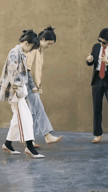 送给他四个字：神马玩意儿！