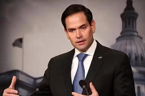 屁股决定脑袋，没想到老美真开始往“兄弟”方向靠了！一直在对华问题上咬牙切齿的美国