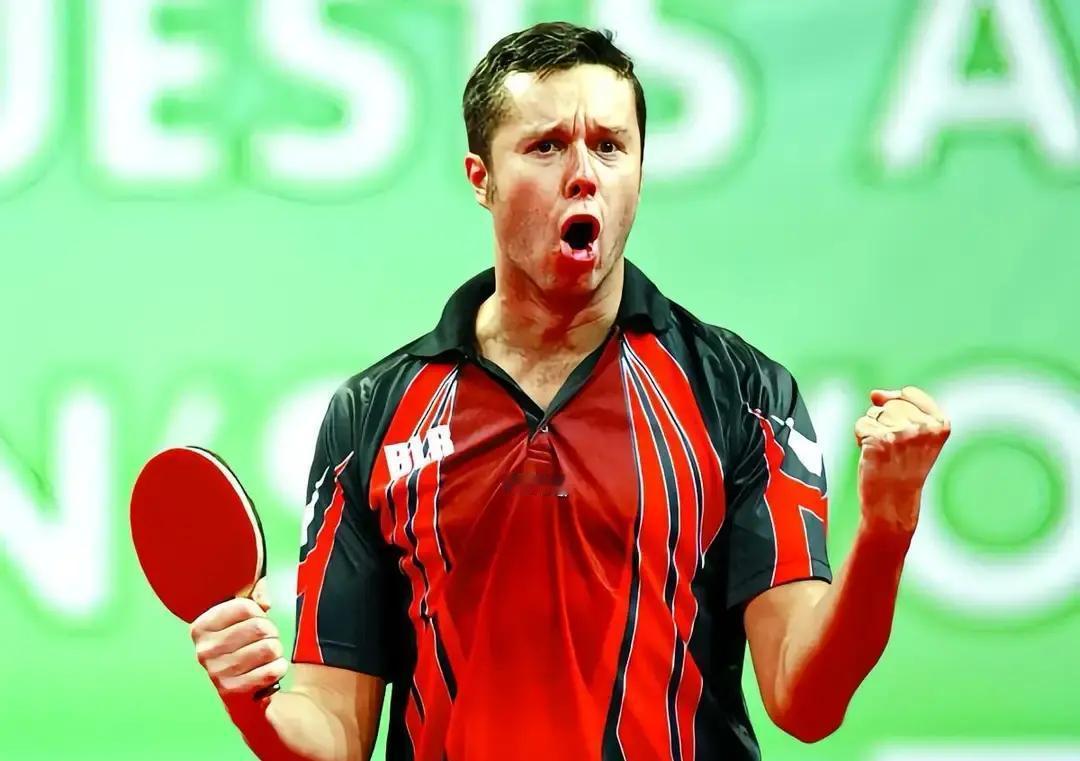 国乒怕过谁？真要说怕，就这三人。
 
老瓦，瑞典人，一杆拍子打了四十年，从蔡振华