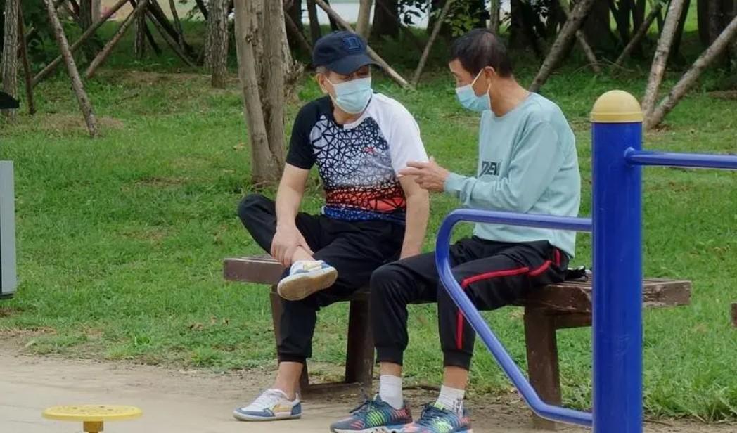 睡眠时长决定寿命？长寿老人常做的养寿5件事，你能做两件也很好

在这个快节奏的现