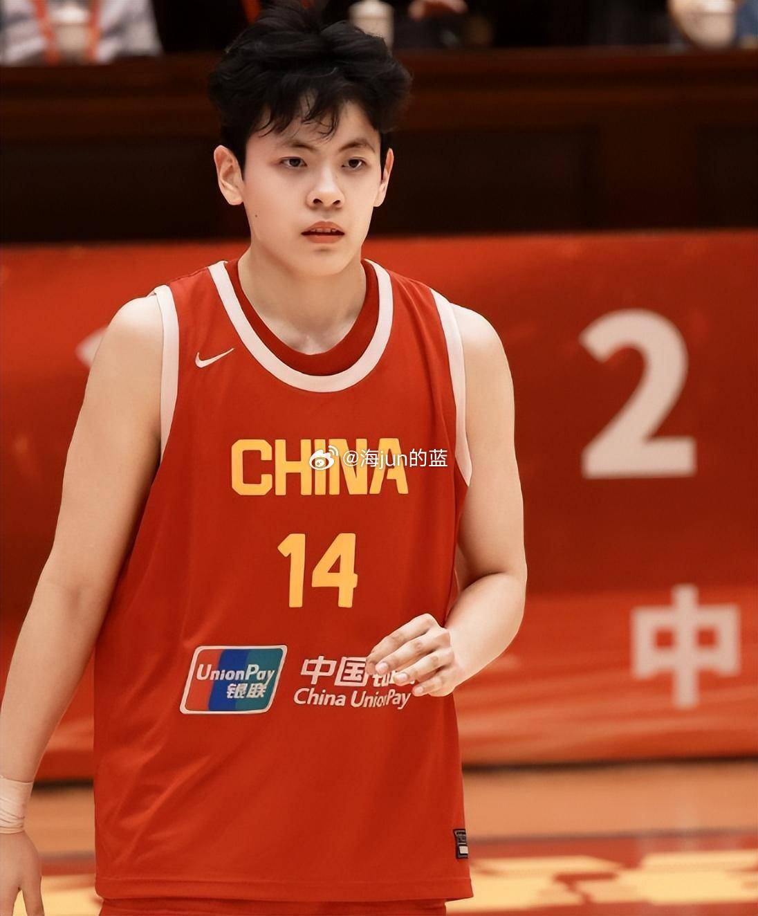 球员能出去留洋当然是好事，这是我们鼓励和期待的，但杨舒予签约NBL1这事，我觉得