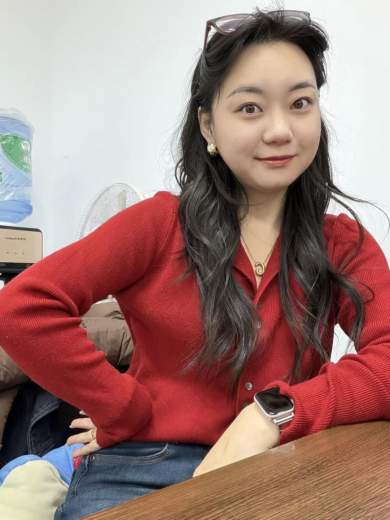 红色太适合12🈷️啦 今日穿搭 牛仔裤 梨形身材穿搭 红色