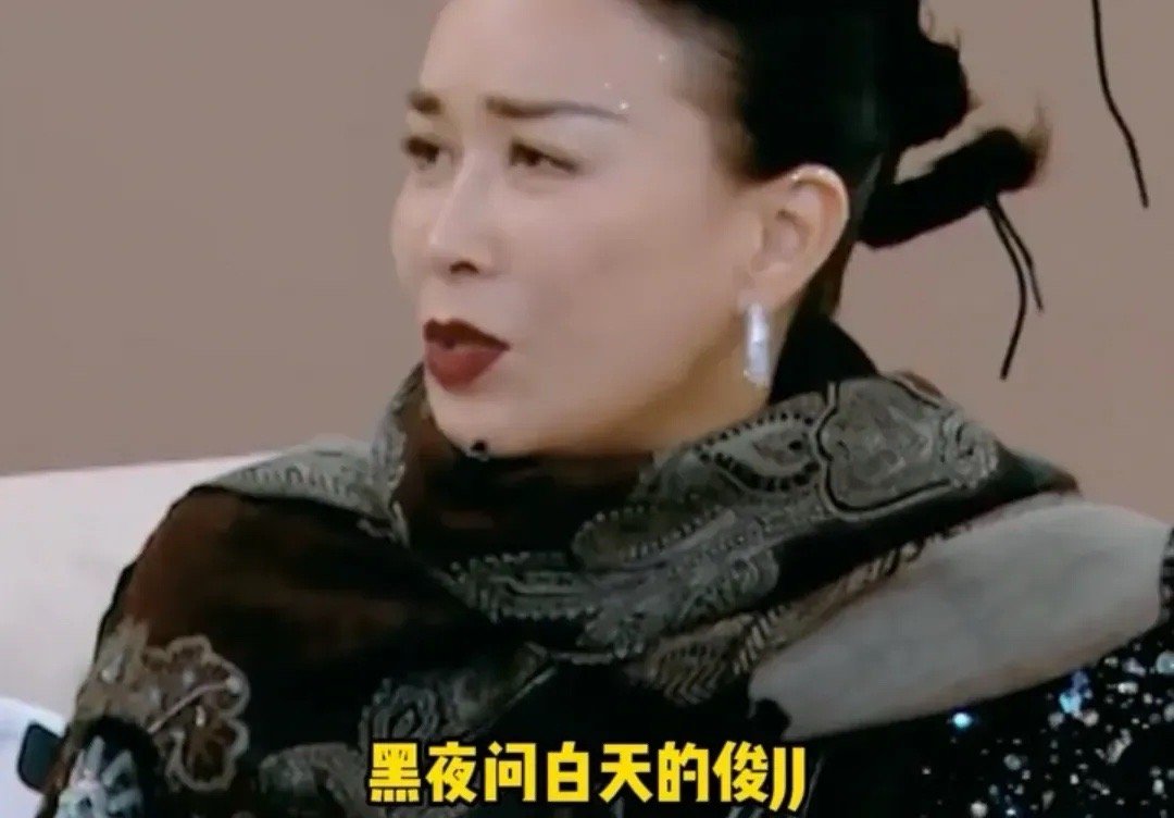 #那英想唱林俊杰的歌#那英说自己想在《歌手》的舞台上翻唱林俊杰的歌，还说自己最近