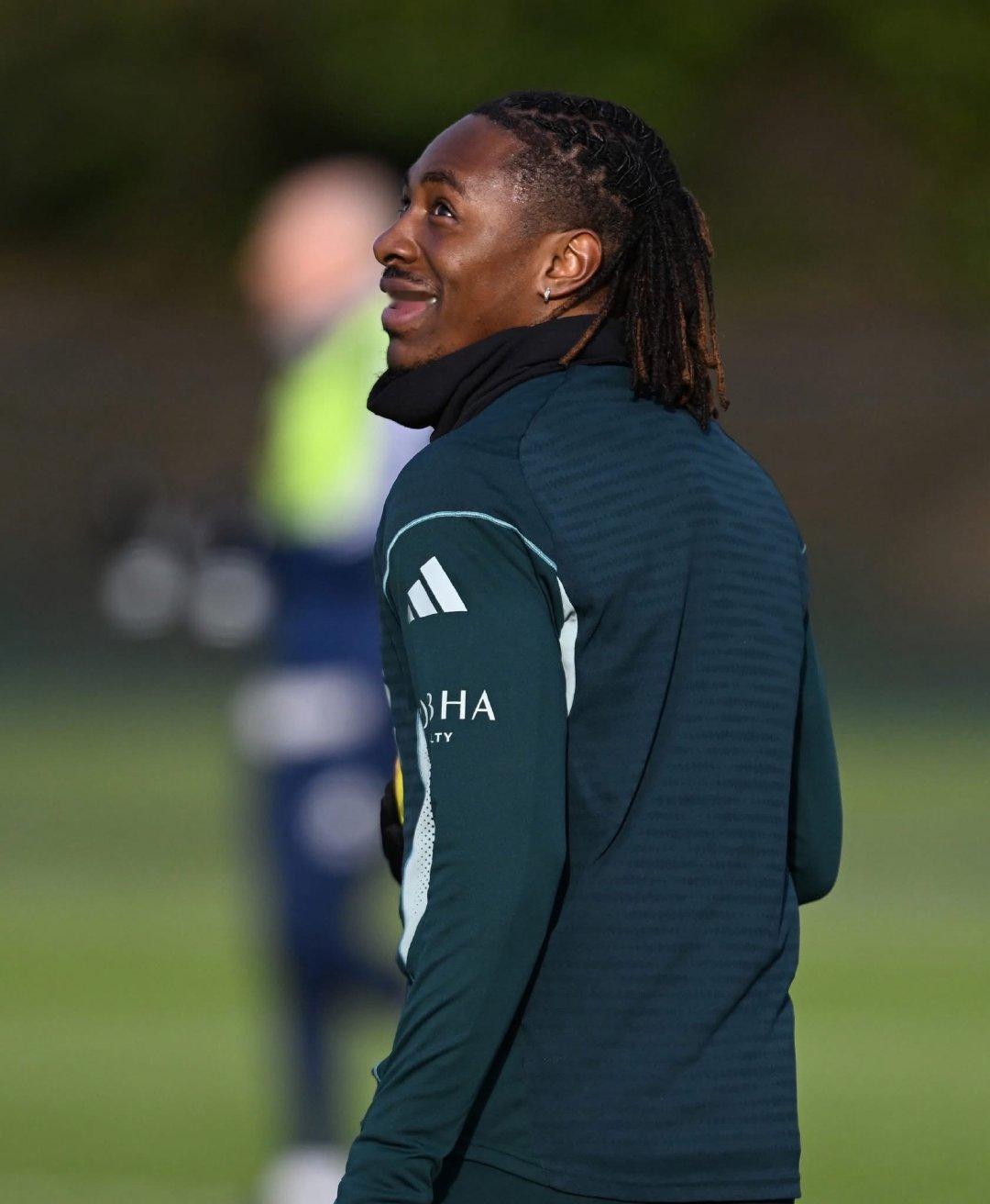 阿尔特塔谈埃泽加盟阿森纳是否推动厄德高达到新高度：“是的，而且我认为这种影响可以