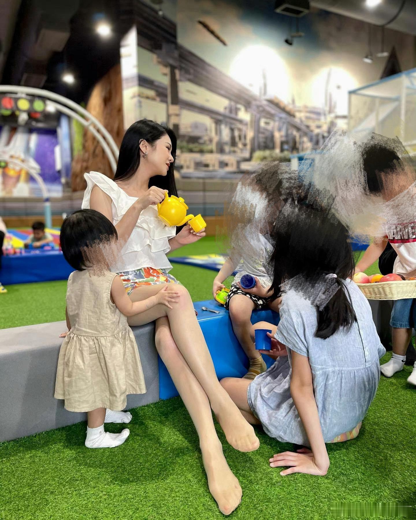游乐场的快乐 ​​​