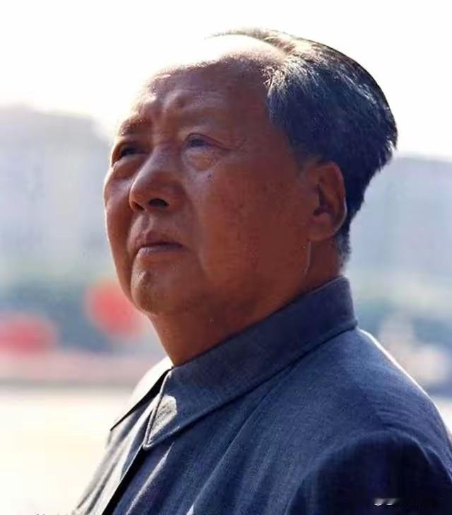 毛主席当年最担心的事现如今已经得到了最好的验证，那些个贪官恰恰都中了糖衣裹着的炮