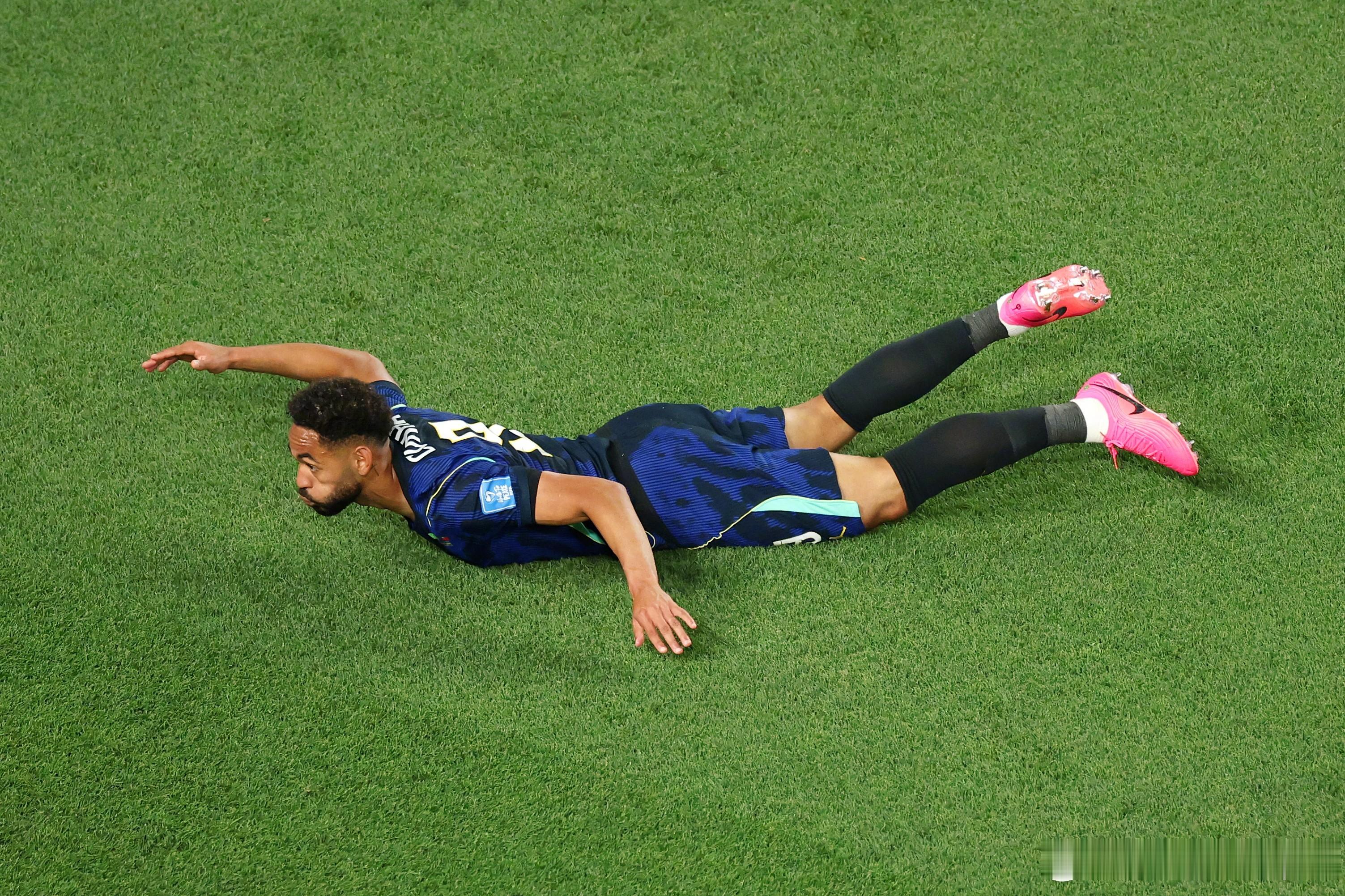 昨天进行的比赛，巴西3-0海地，库尼亚梅开二度⚽一个补射，一个爆射🚀ManUt