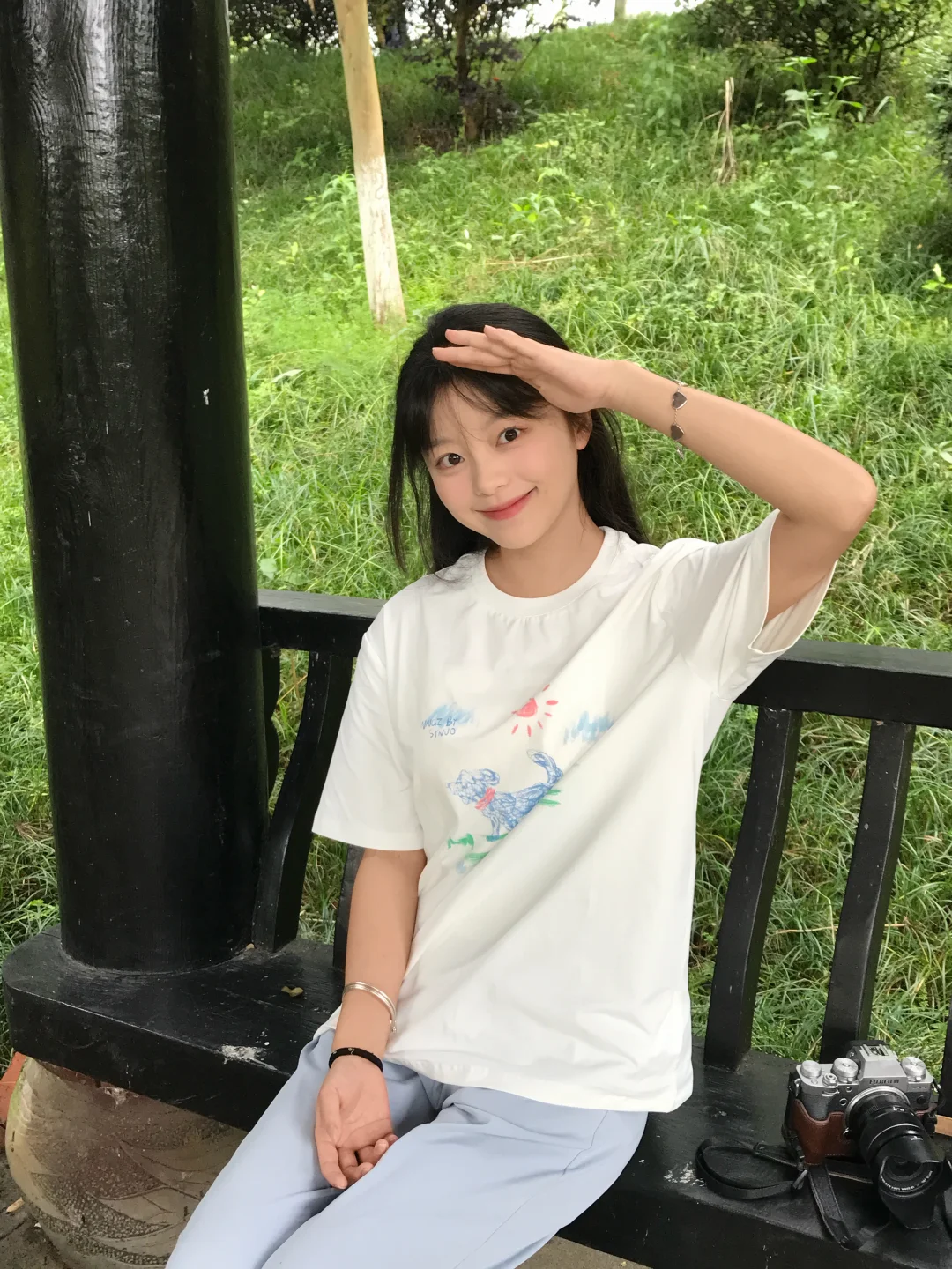 ε-(´∀｀; )