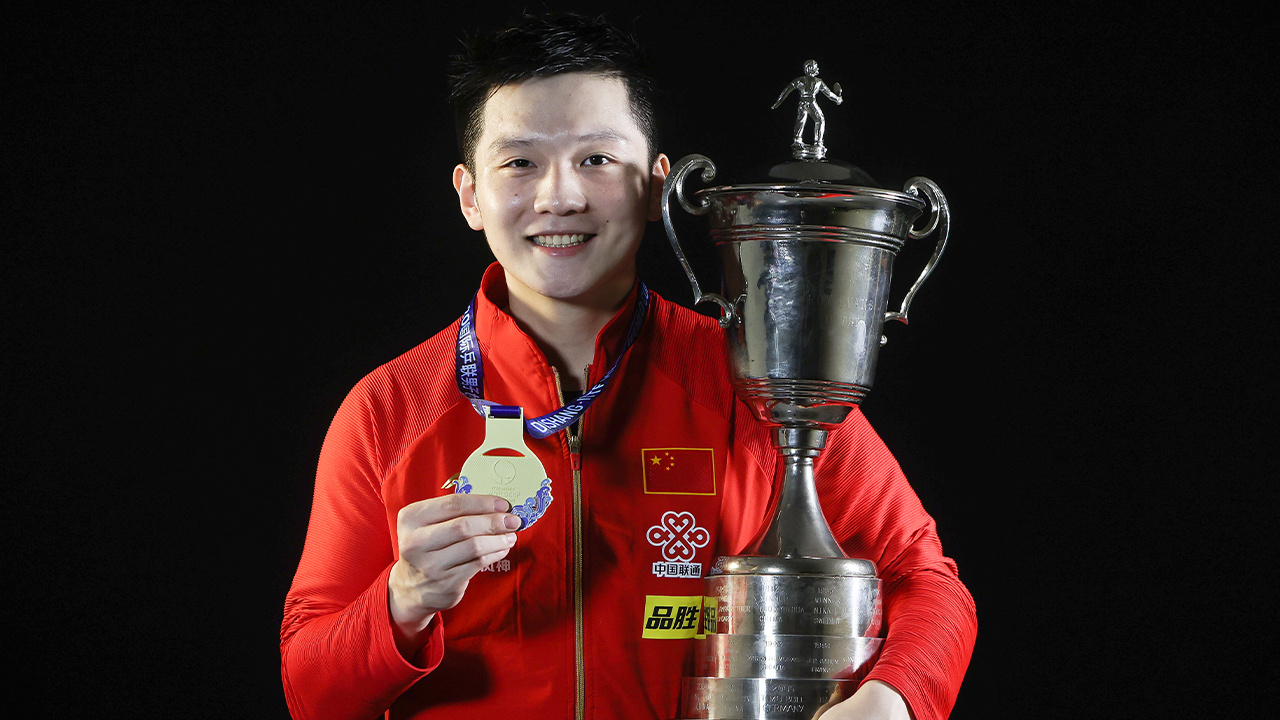 樊振东23岁成就世界杯四冠王历史第一人！23岁樊振东世界杯四冠王！2020威海世