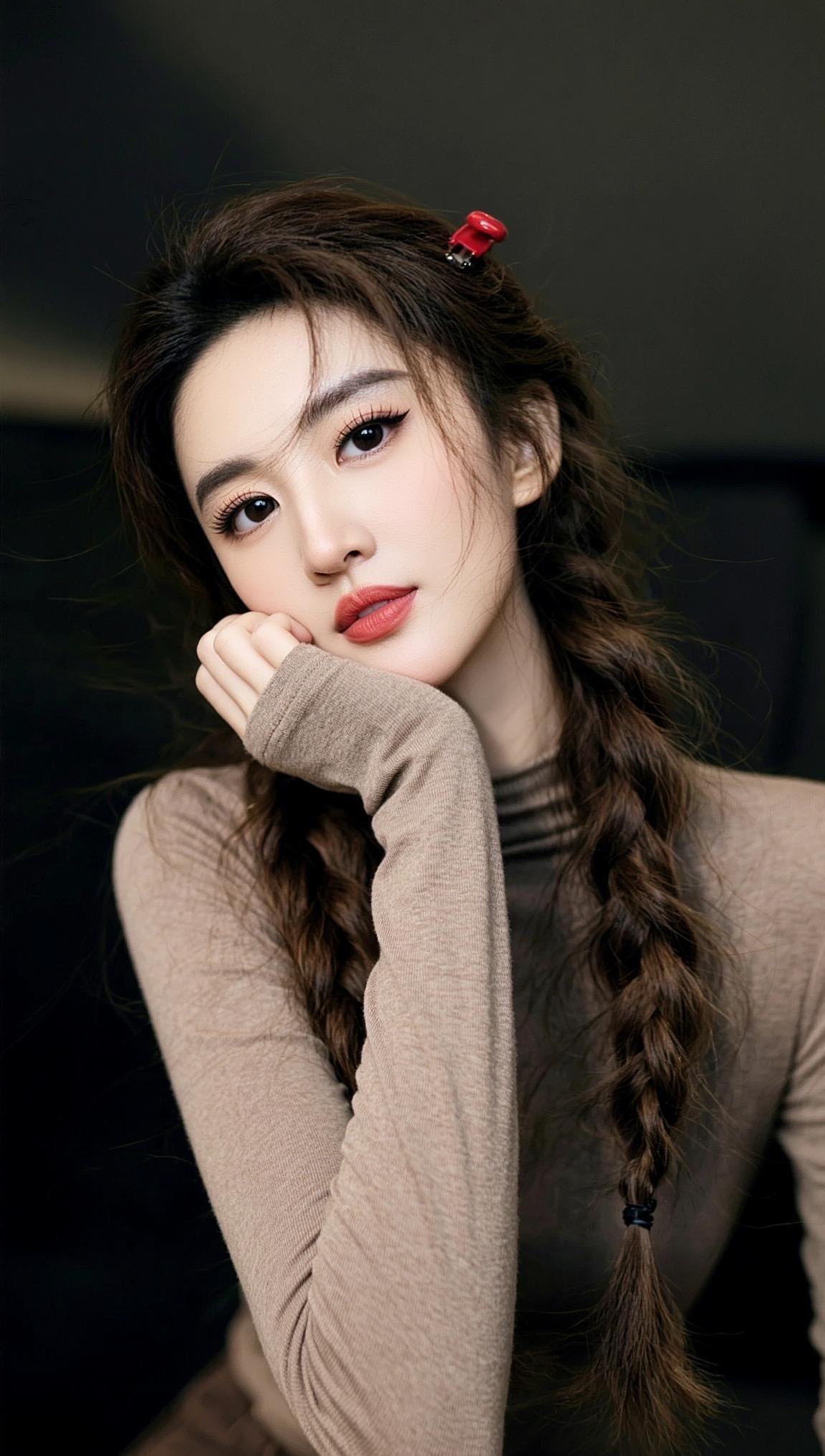 抖音ai创作 日常分享 女孩 打底衫穿搭