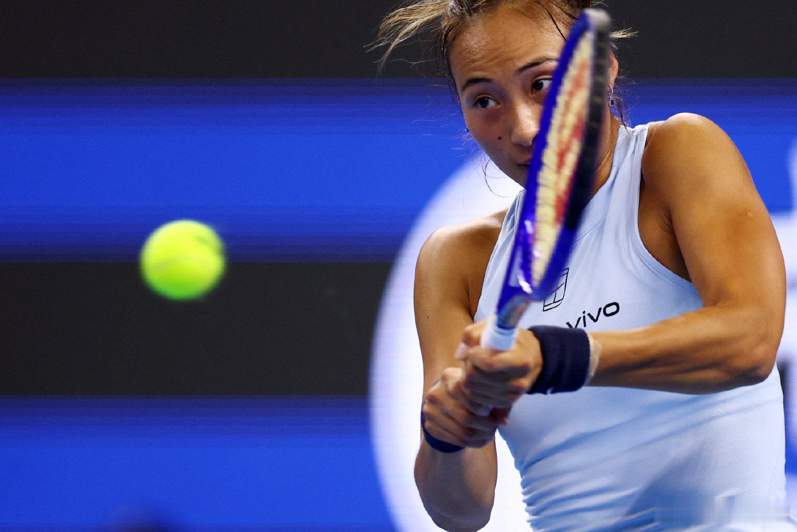 【郑钦文说主裁对我过于严格】郑钦文回应争执 WTA1000罗马站第二轮，郑钦文直