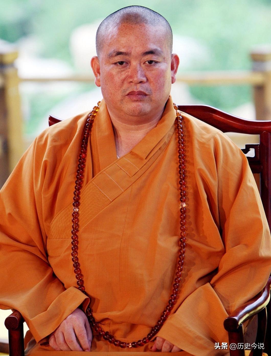 法治无例外！释永信被公诉，四项罪名揭开佛门商业化乱象
 
阅读此文前，诚邀您点击