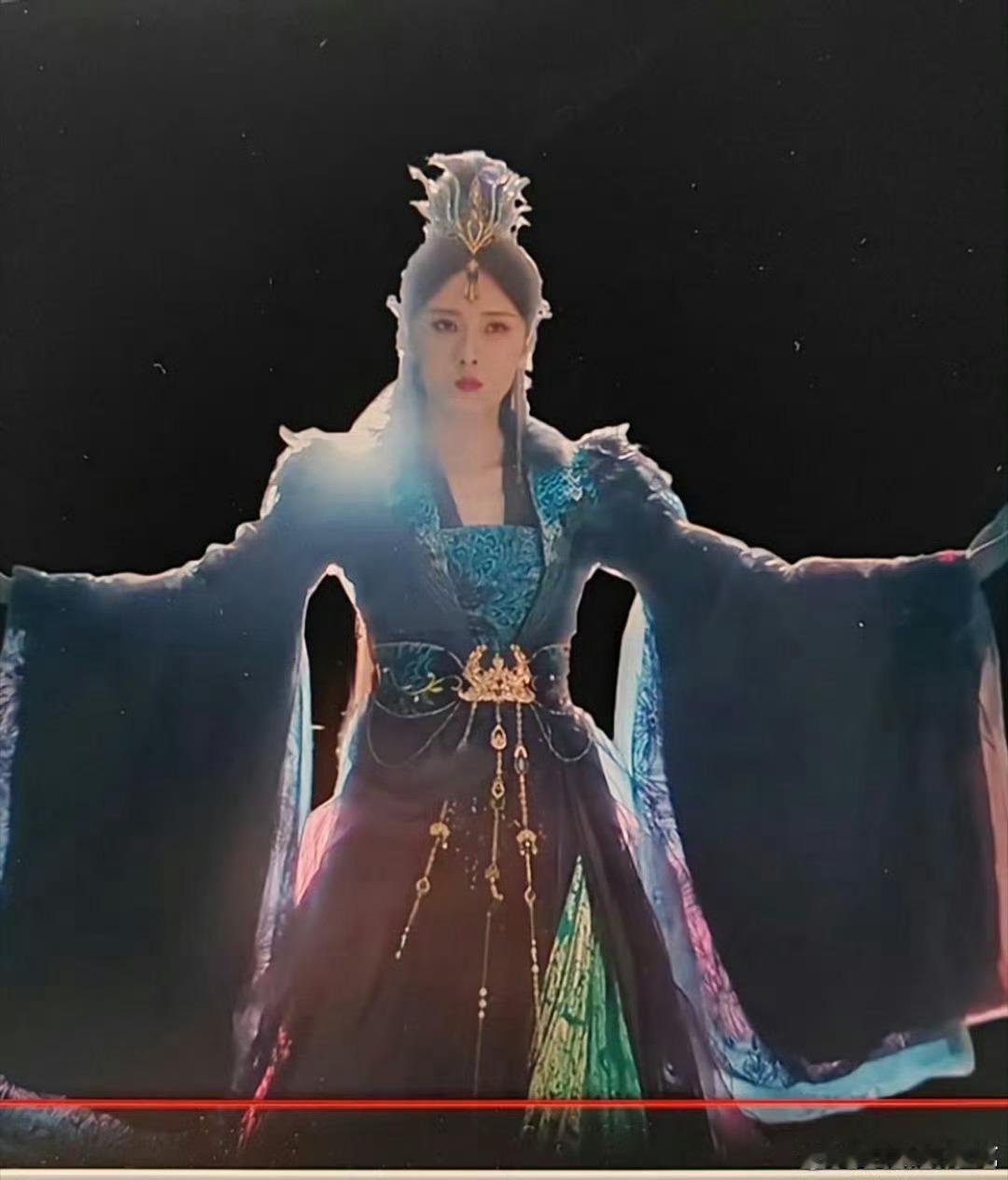 至今都难以理解S+古装怎么抠出这种效果的 