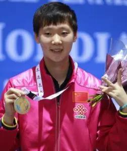 王曼昱太狠了！奖金刚到账就捐50万，这事干得太漂亮
 
刚看到家乡体育局的公示，