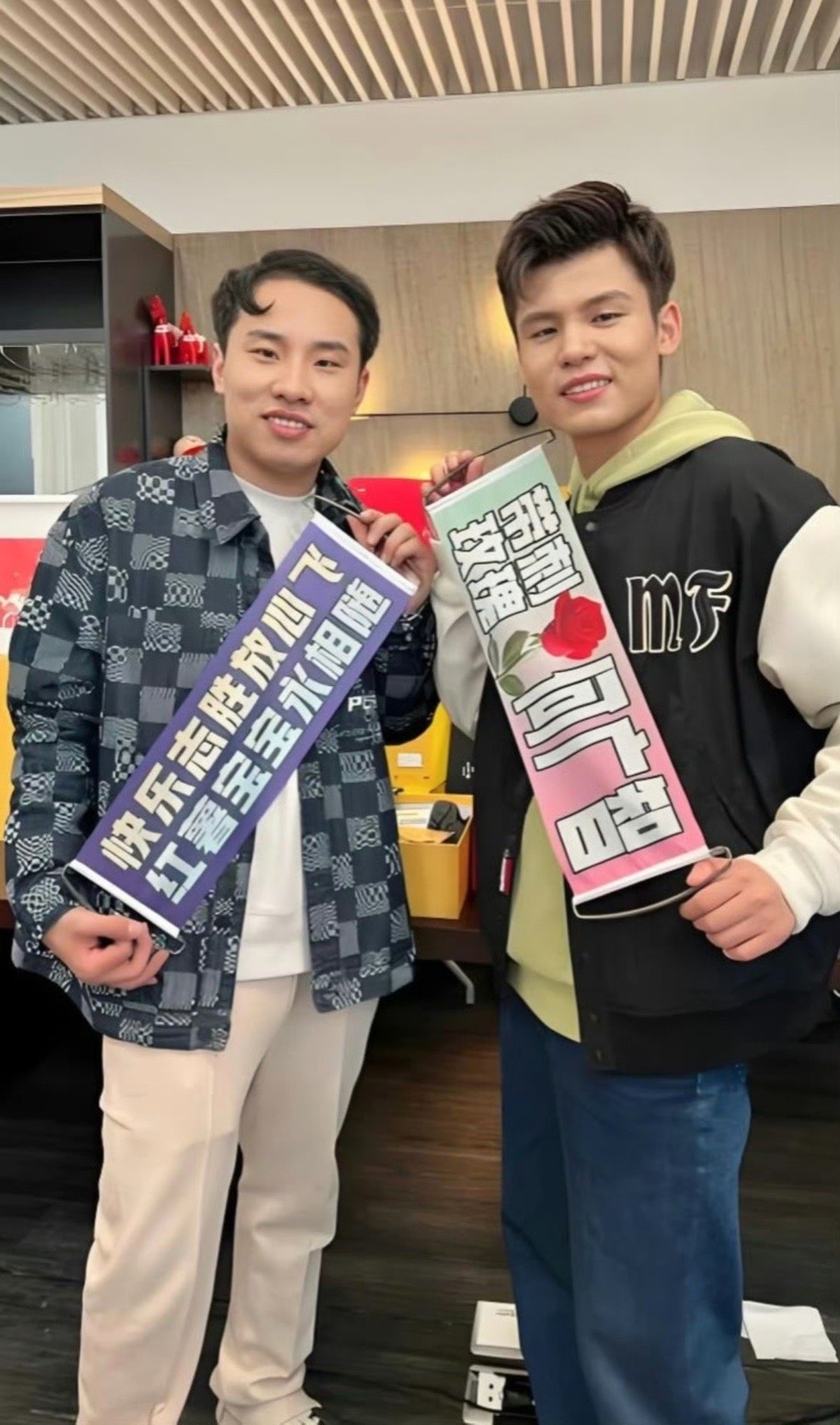 徐志胜饭碗被何广智抢走了徐志胜被何广智偷家了 何广智简直是“偷家王者”！冠军、金