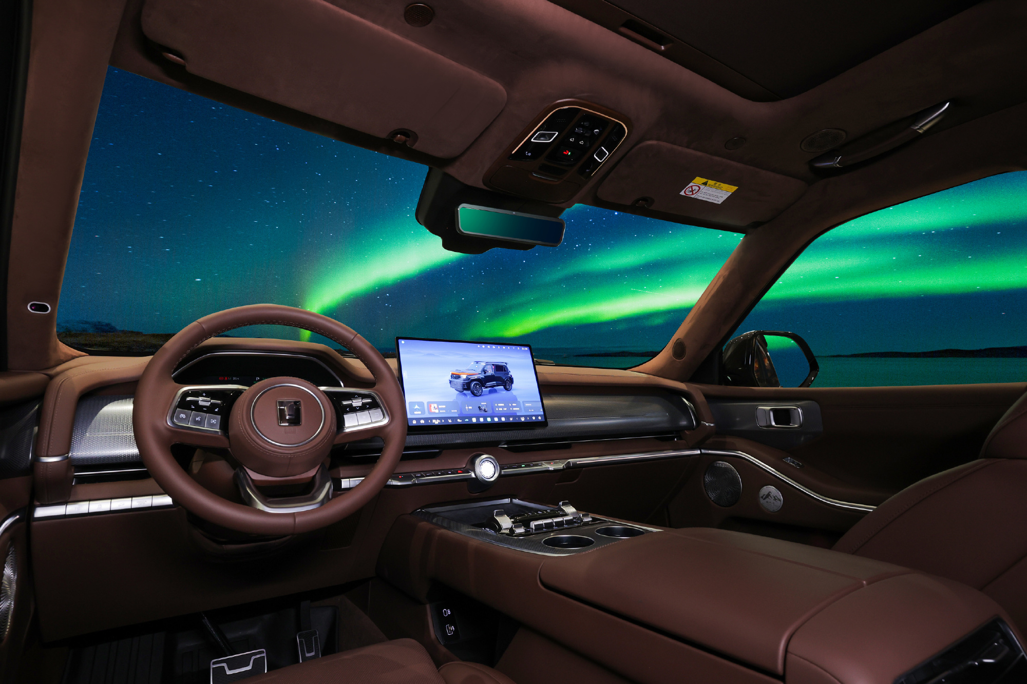 今天全新坦克700开启预售，外观依然足够硬核，这次还有新配色。感觉新款车型是在硬