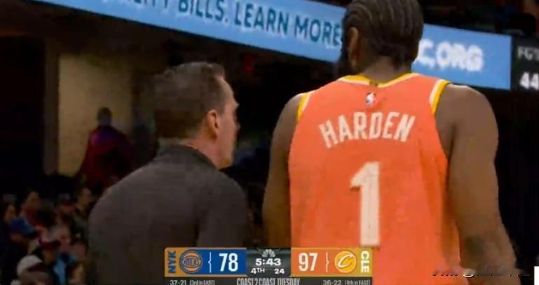 骑士109比94大胜尼克斯！哈登又找裁判聊天，全场0罚球！照样20+得分，今天打