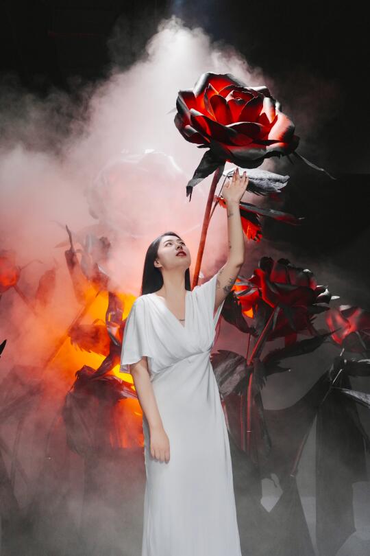 武汉新展🌹她要自己去买花文学装置展🔛🔥
