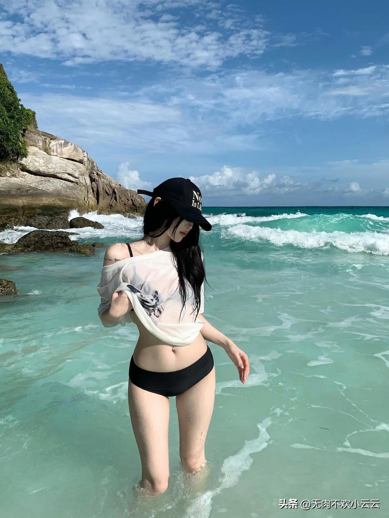 🏖️🌊