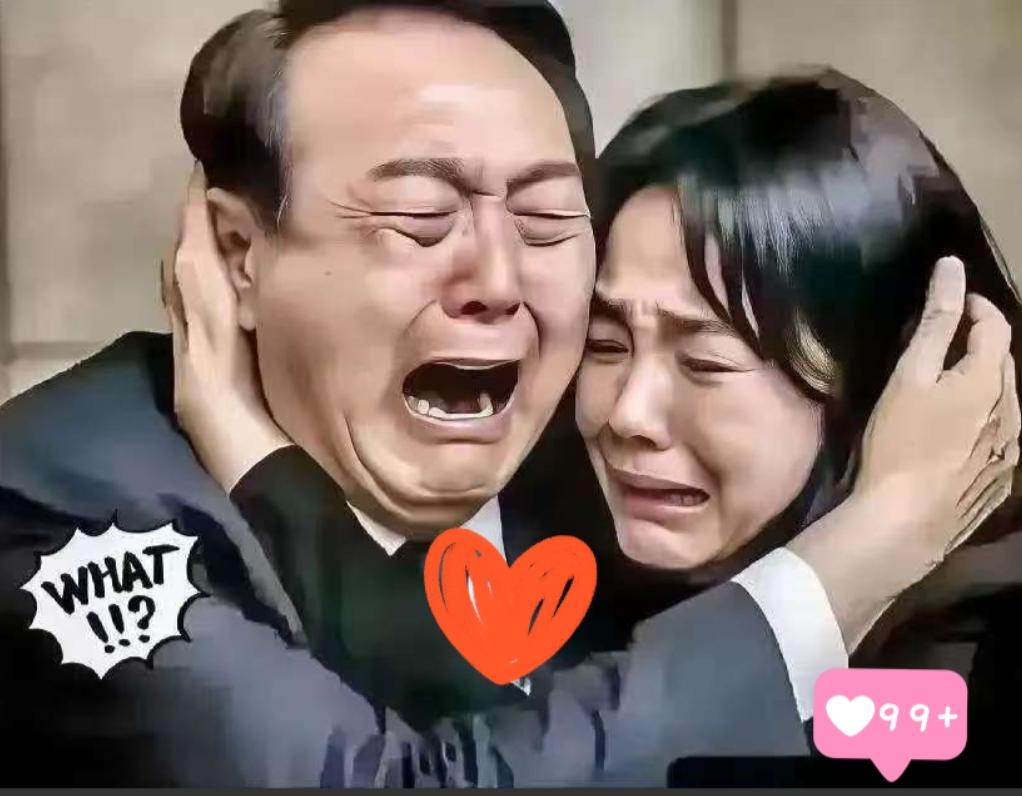 韩国正式宣布了！

10月15日，尹锡悦终于走出了首尔看守所。

身穿深色西装，