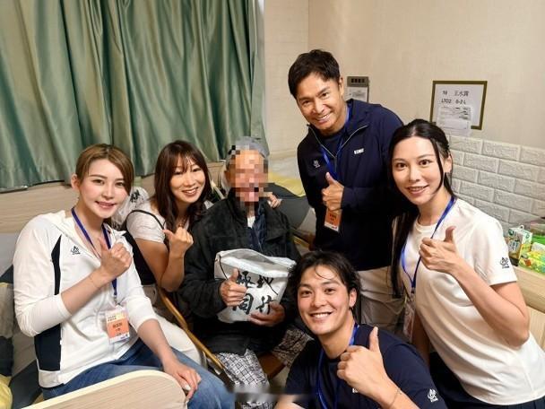 【On.cc】郭晉安領軍做義工　李思雅帶領長者做健體操視帝郭晉安經常打波做運動，