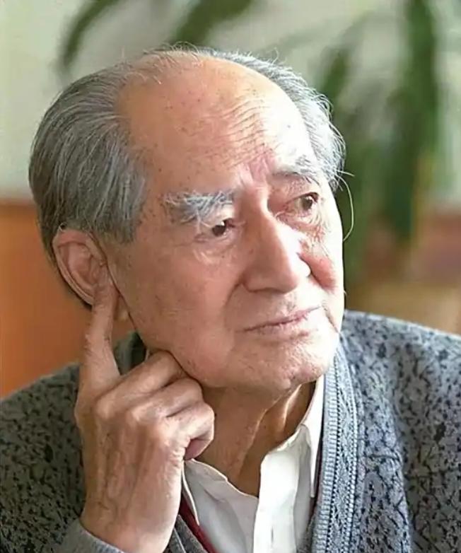 1996 年，82 岁的著名作家徐迟，从医院病房的 6 楼一跃而下，震惊了整个文