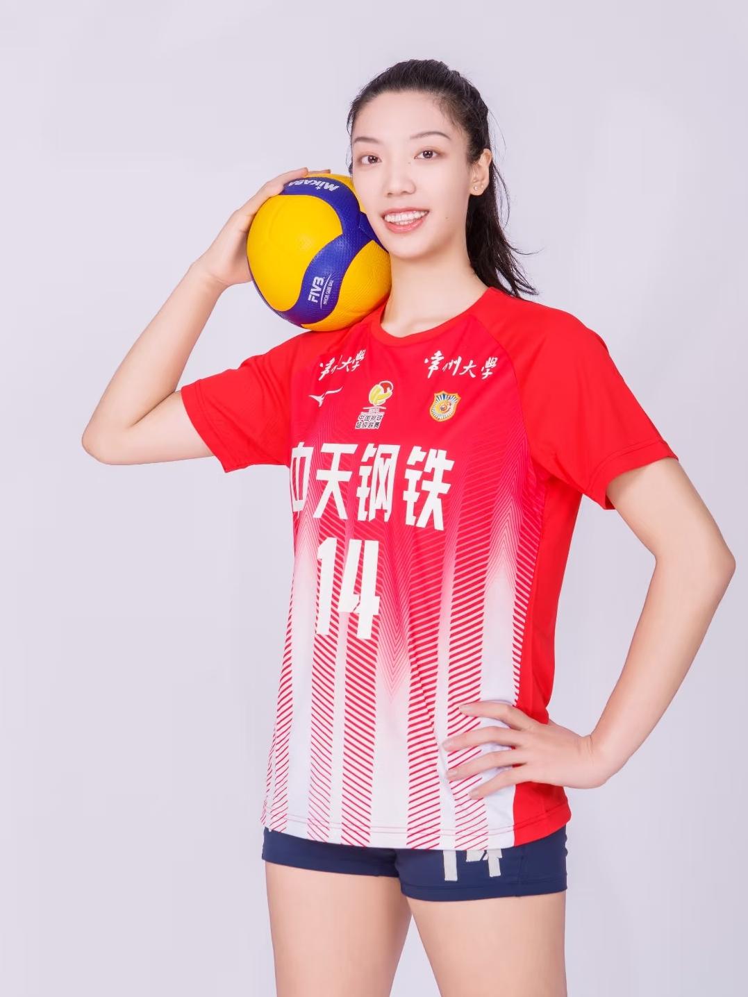 你认为谁是中国女排最强主攻？当前周期（2026）最强主攻是吴梦洁，她是2026首