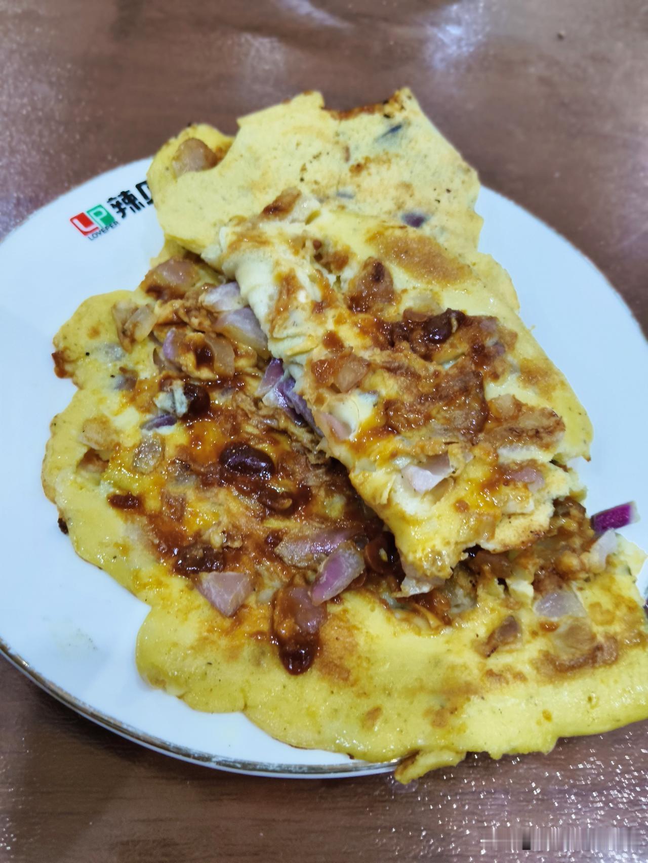 吃饭也有种幸福，是安安静静，慢慢吃，自己做的饭。
周六周日，连续两天忙着吃饭，吃