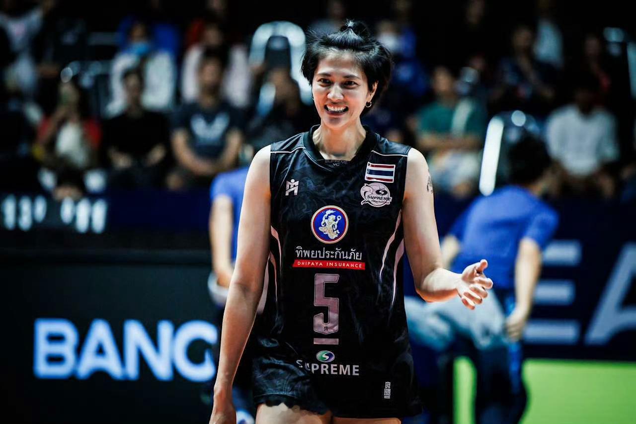 亚冠女排比赛，今天半决赛2：16:00   日本NEC vs 哈萨克斯坦泽塔苏2