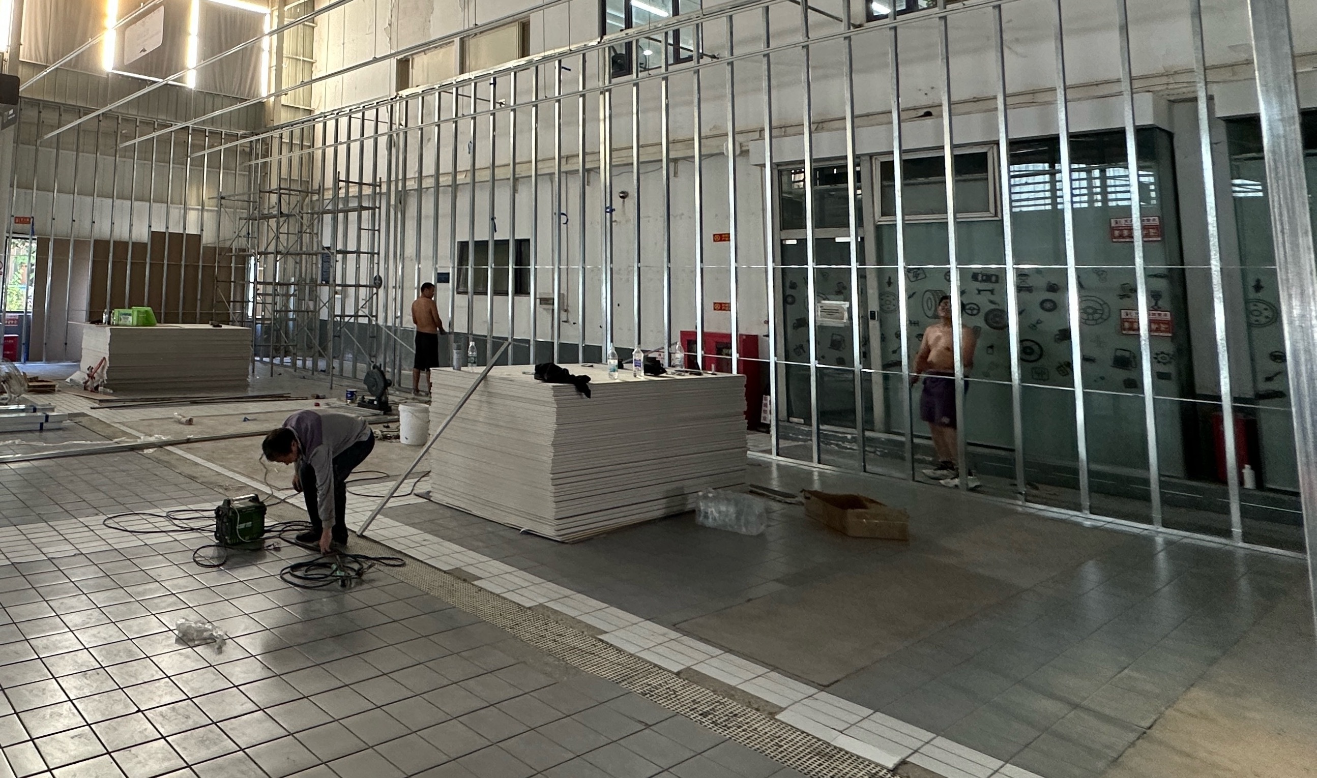 最近在做几件比较硬核的事情，9月应该可以给大家汇报一下。 ​​​