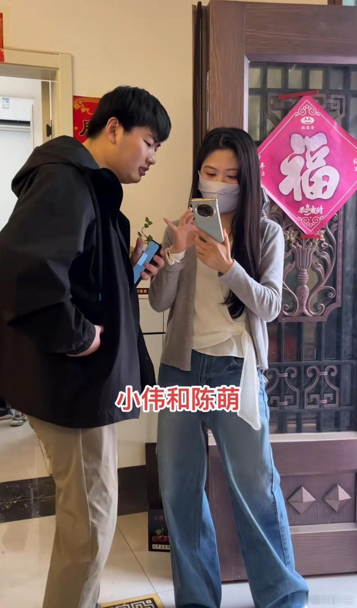 大衣哥儿子朱小伟，多好多单纯老实的孩子，身材高大又帅气多金。我们大多数人做牛做马