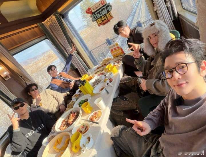 黄晓明期待一下9000黄晓明合照必须安排上黄晓明期待一下9000黄晓明