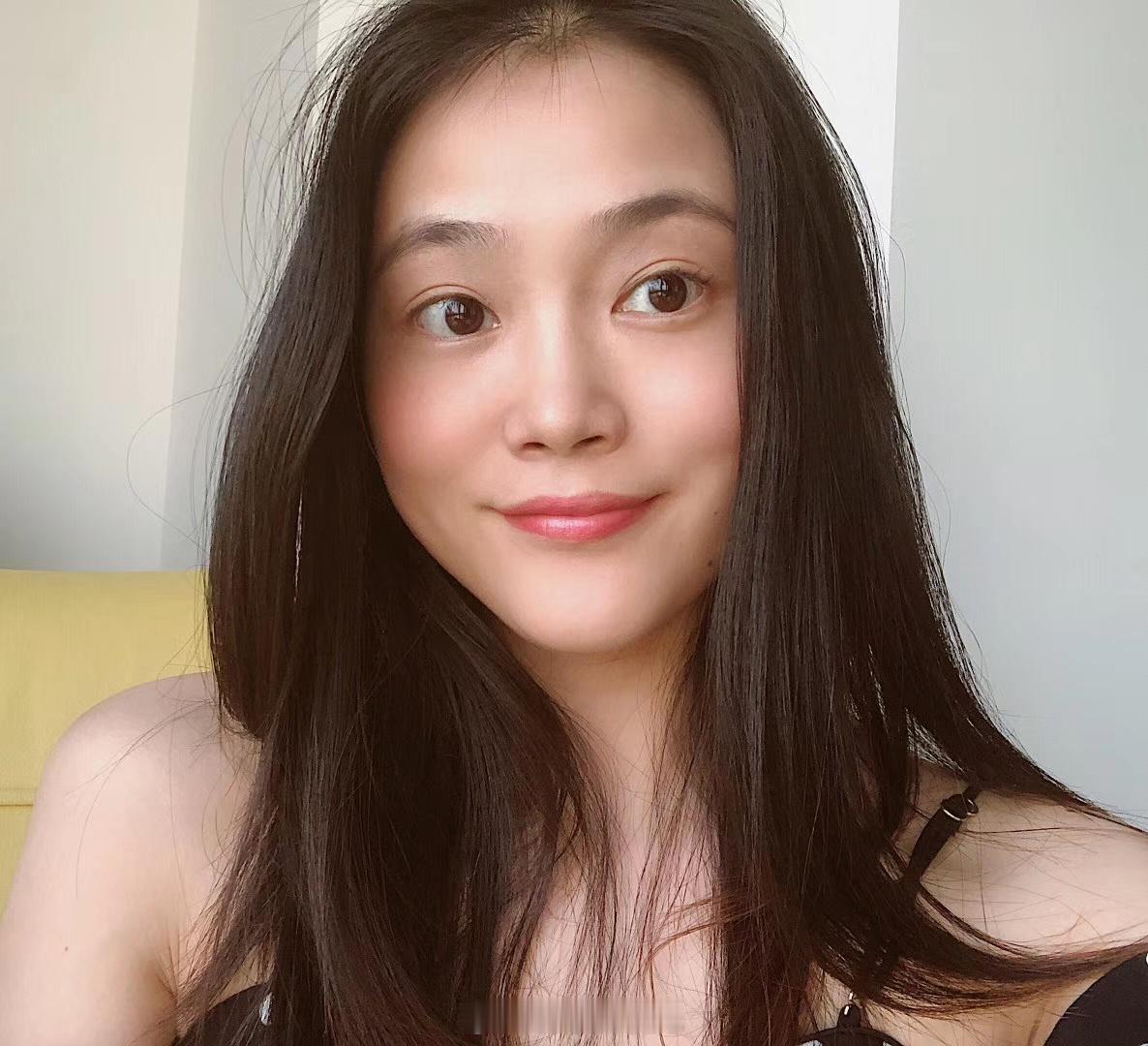人的面相真的会改变呀，我要努力长回去一张享受生活的脸。